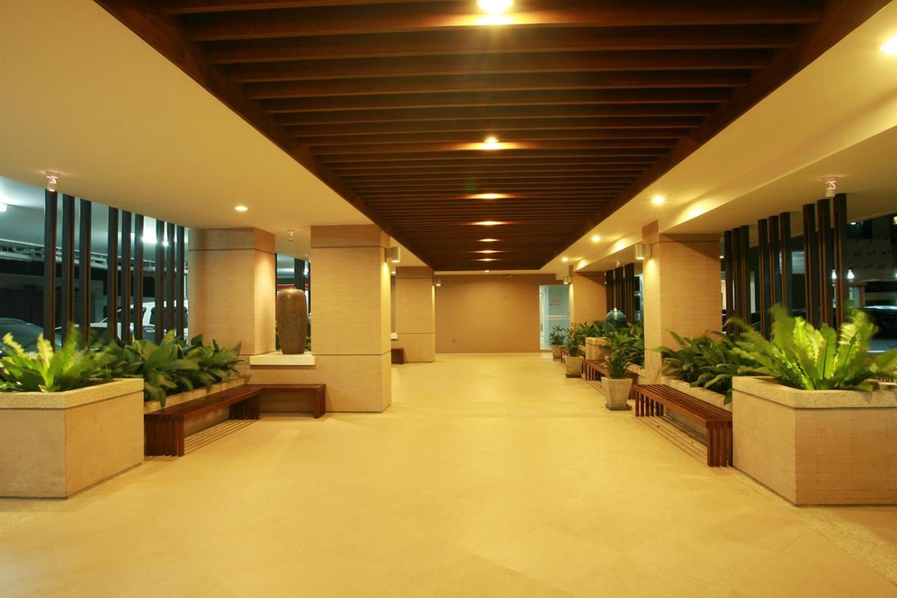 Krongthong Mansion & Hotel Bangkok Esterno foto