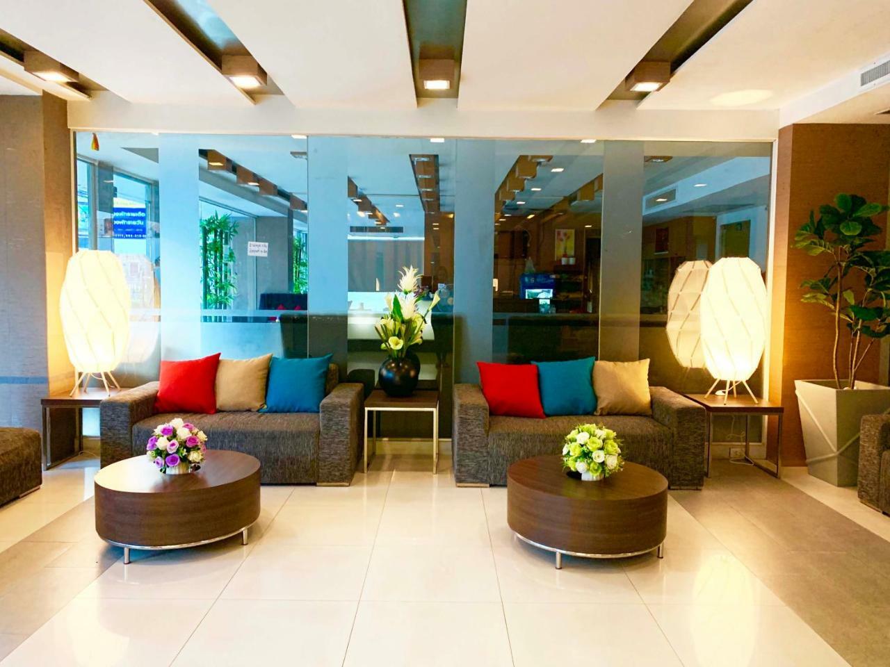 Krongthong Mansion & Hotel Bangkok Esterno foto